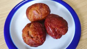 サーターアンダギー（黒糖）